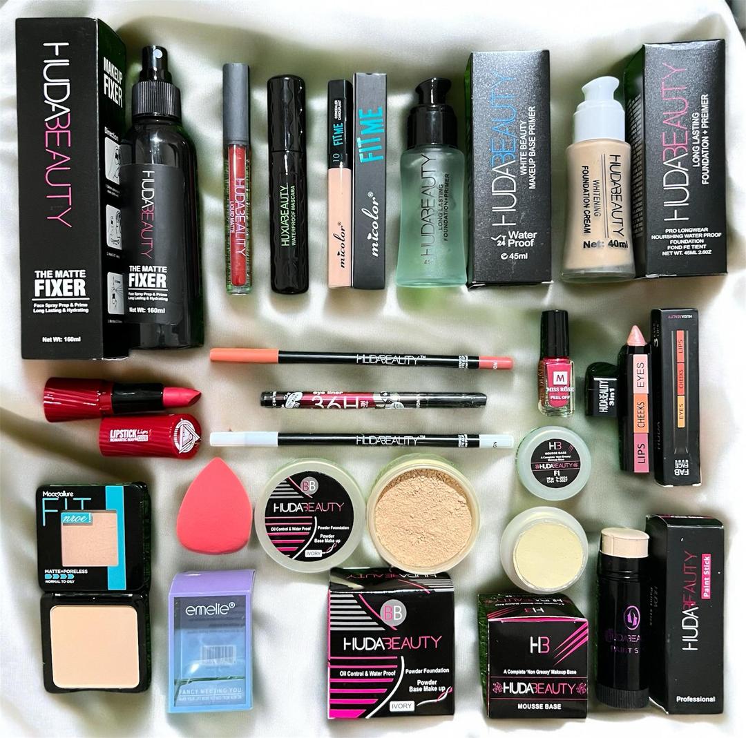 17 in 1 makeup deal - complete beauty kit with 17 Pcs Essentials